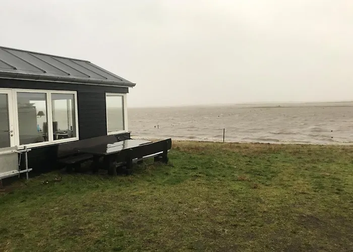Knaldhytten Feriehus